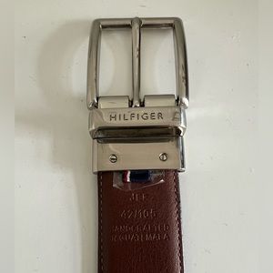 Tommy Hilfiger 42/105 Brown Belt with sliver hardware